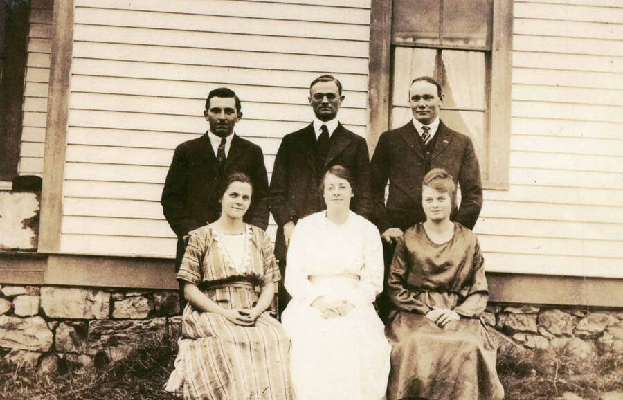 Durell Nirk married to Mary Bysegger Nirk, Charles Bysegger married to Rose Katsenberger Bysegger, Edd Soncarty married to Ida Bysegger Soncarty. Mary, Charles, and Ida were all siblings.