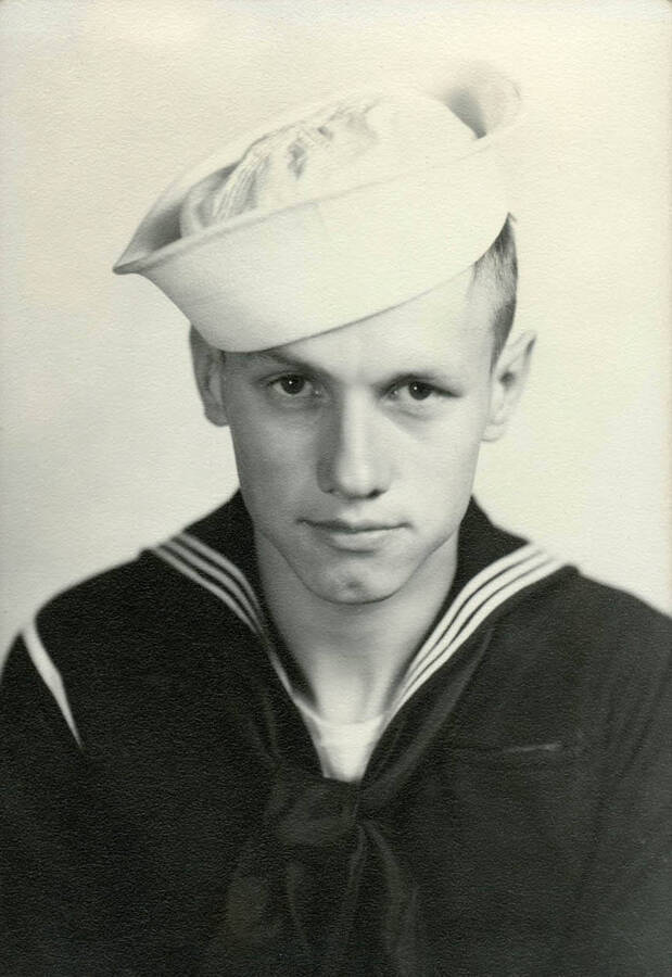 Portrait of Lloyd Tharp from when he enlisted with the Navy in 1943.