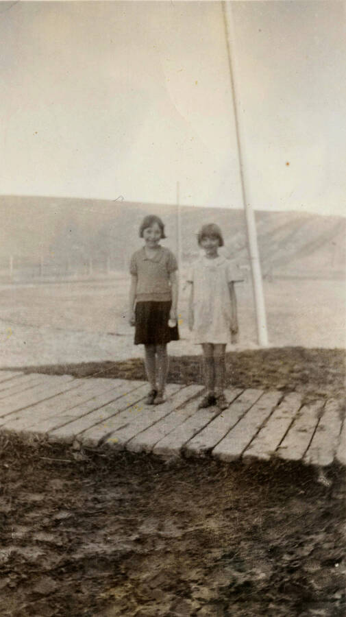 Phillis Rohn Ownbey and Patsy McManama Larson on boardwalk in 1936