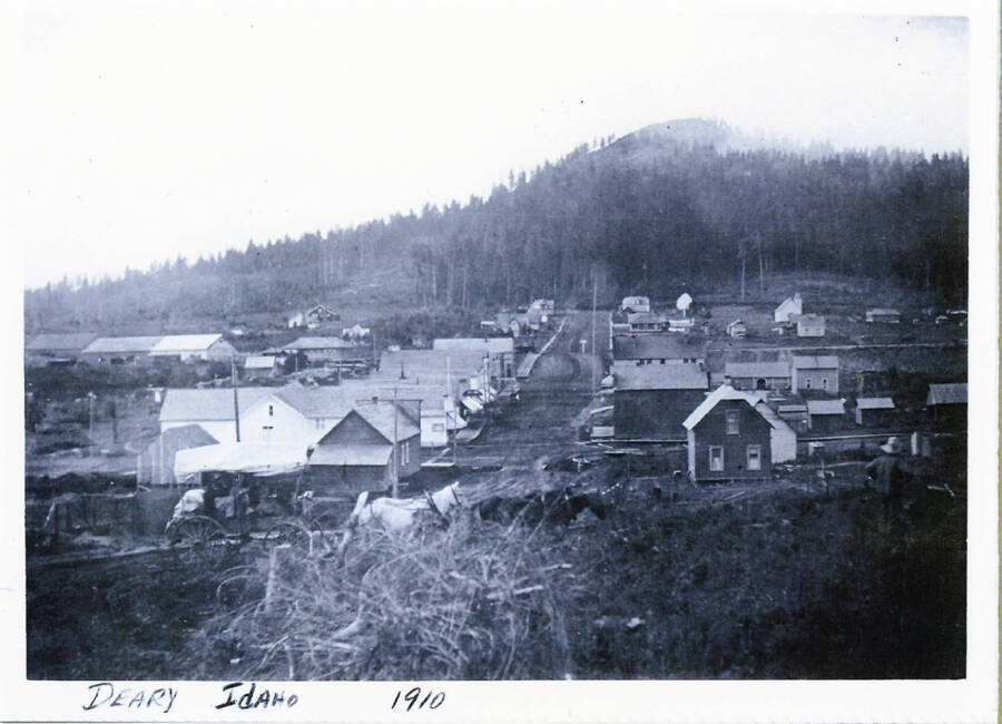 View of downtown Deary, ID