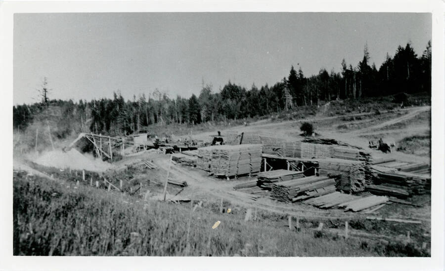 Photo of Durell Nirk first sawmill east of the barn on the home place in 1923