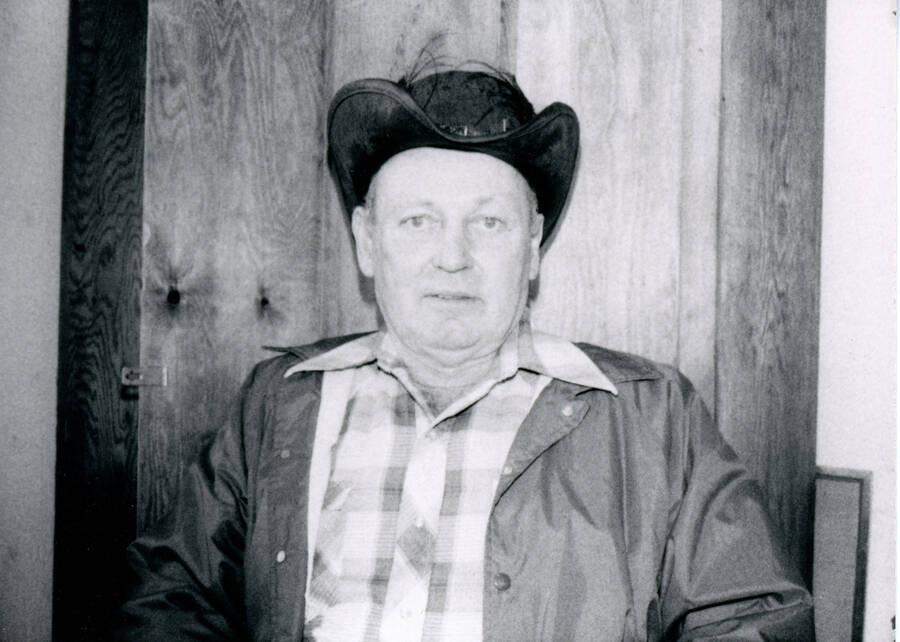 Jim Getz poses for a photograph wearing a hat.