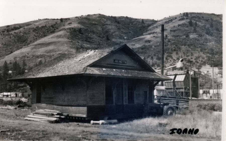 The depot at Juliaetta, Idaho.