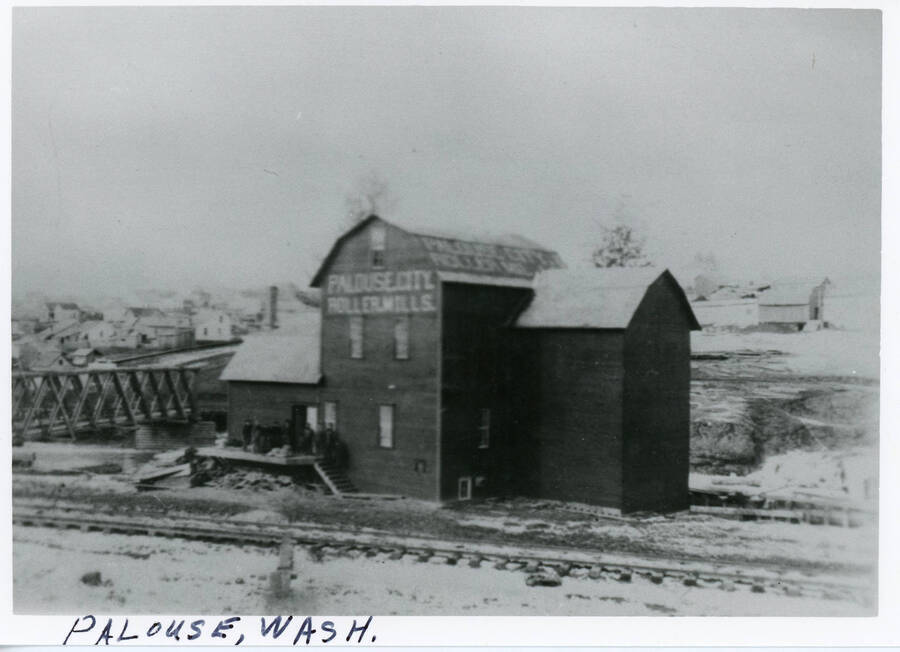 Photograph of flour mill in Palouse, Washington.