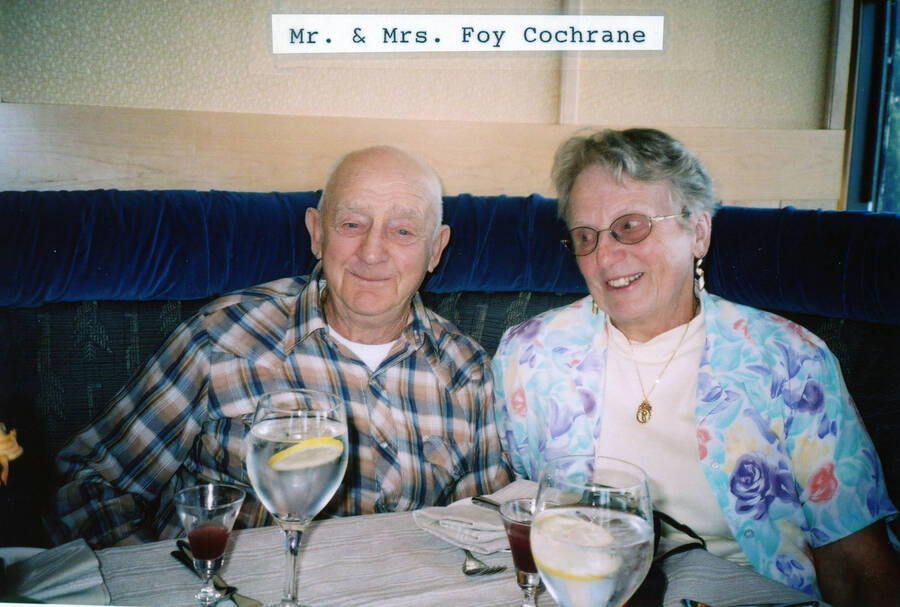 Photograph of Mr. and Mrs. Foy Cochrane.