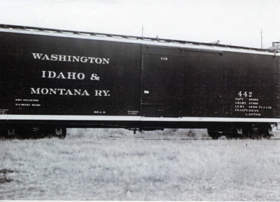 Photograph of WI&M Boxcar #442 in winter at the Potlatch Mill.