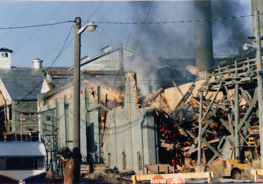 Photograph of the demolition of the Potlatch mill.