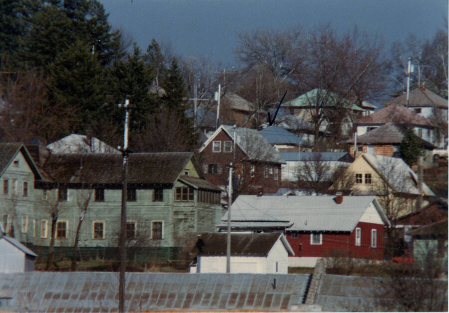 Photograph of homes in Potlatch taken from the Potlatch Mill.