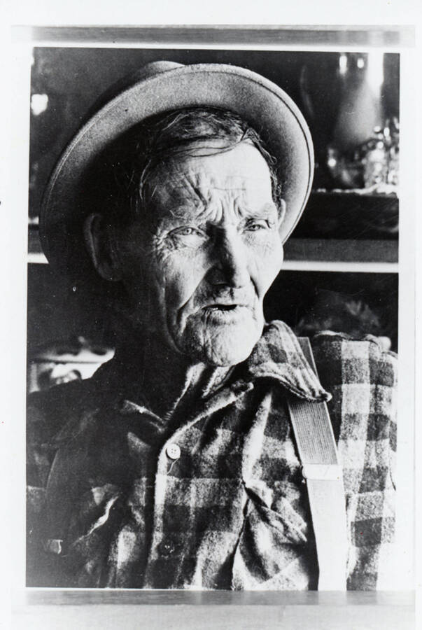 Photograph of Dick Benge.