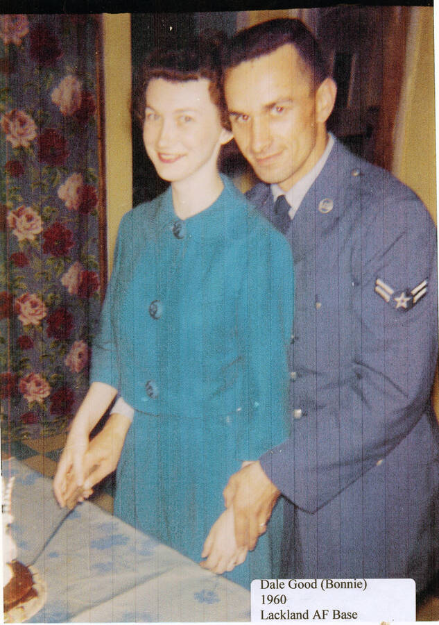 Photograph of Dale and Bonnie Good.