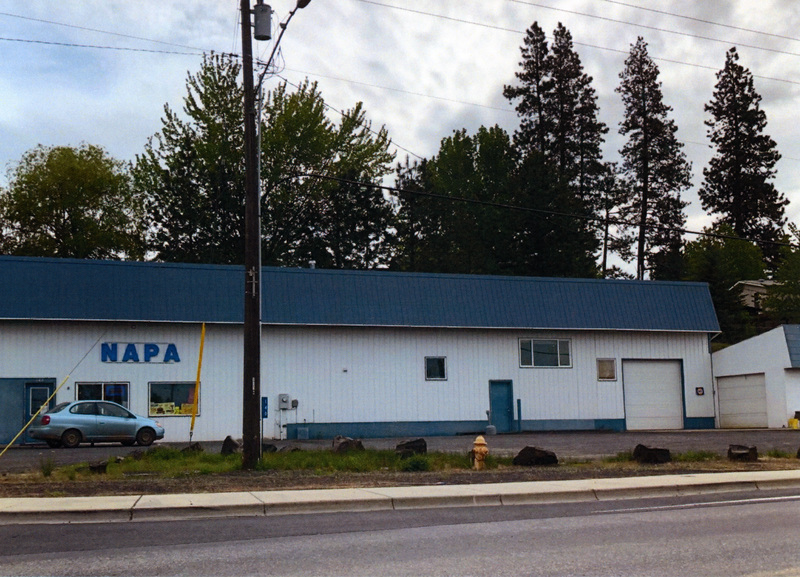 Photograph of Napa Auto Parts.