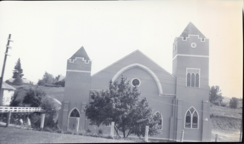 Photograph of the front of the Union Church.
