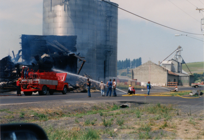 Photograph of fire at Potlatch Grain and Seed.