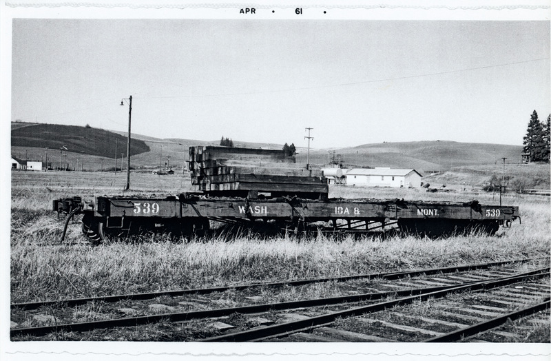 Photograph of WI&M Railway flatcar 539.