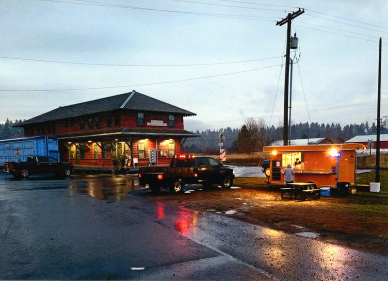 Photograph of the Savory Bee food truck at the WI&M Depot in Potlatch.