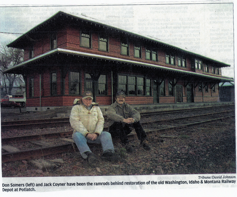 Photograph of Don Somers and Jack Coyner in front of the WI&M Depot.