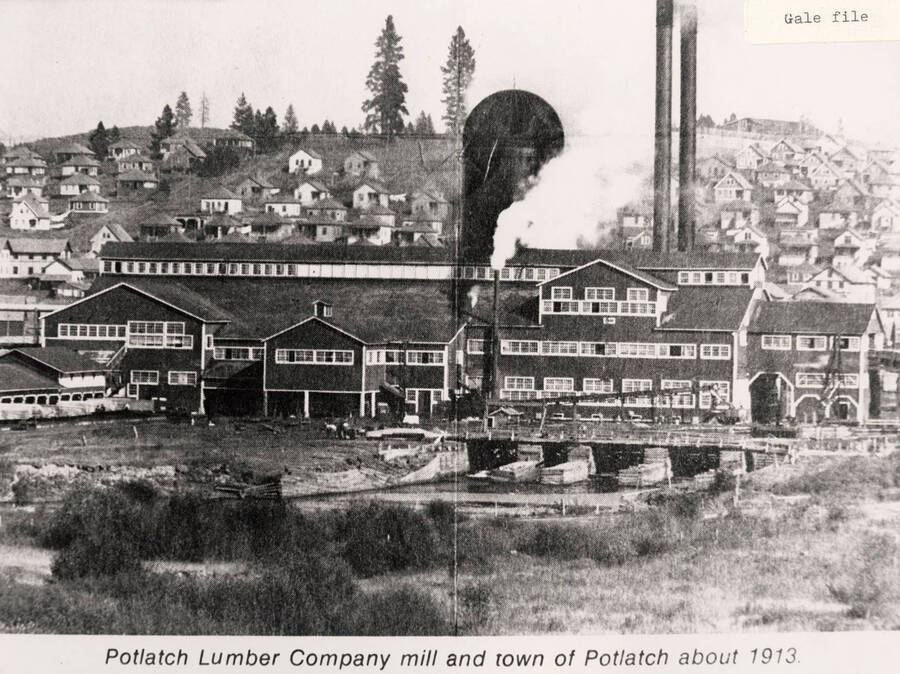 A photograph of Potlatch, Idaho and the Potlatch Lumber Company mill.