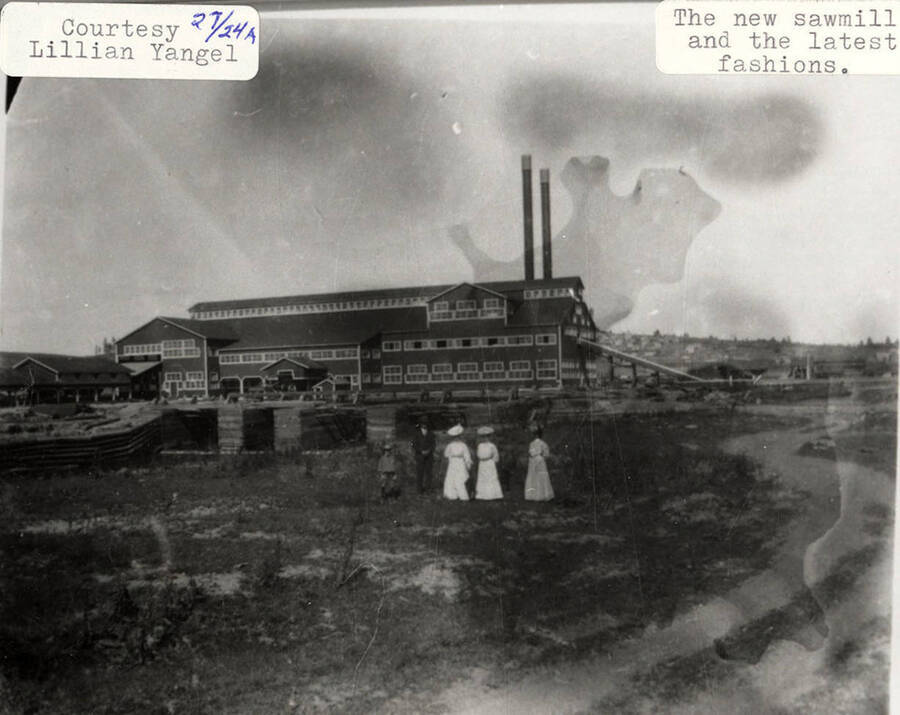 A photograph of the sawmill and some Potlatch residents in the latest fashions.