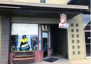 Photograph of Tammy's Hair Salon.
