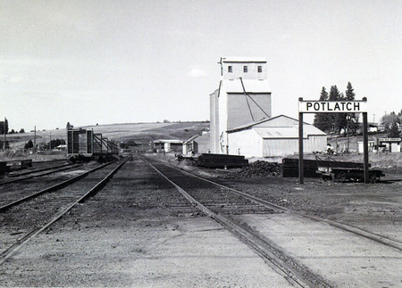 Photograph of the Wi&M facilities at Potlatch. Ed Austin Photos.