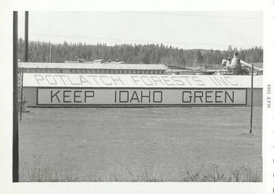 A sign from Potlatch Forests Inc. asking to 'Keep Idaho Green.'