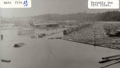 A photograph of the mill in 1910 during the flood