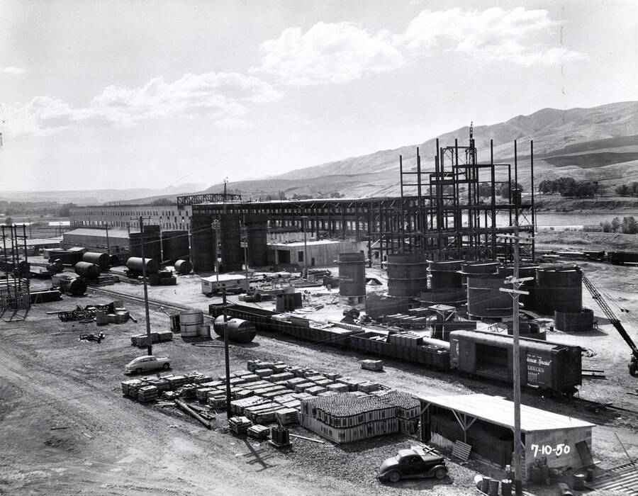 Construction of the Clearwater paper mill plant. Shown is part of the piping structure  as well as construction materials in the foreground.