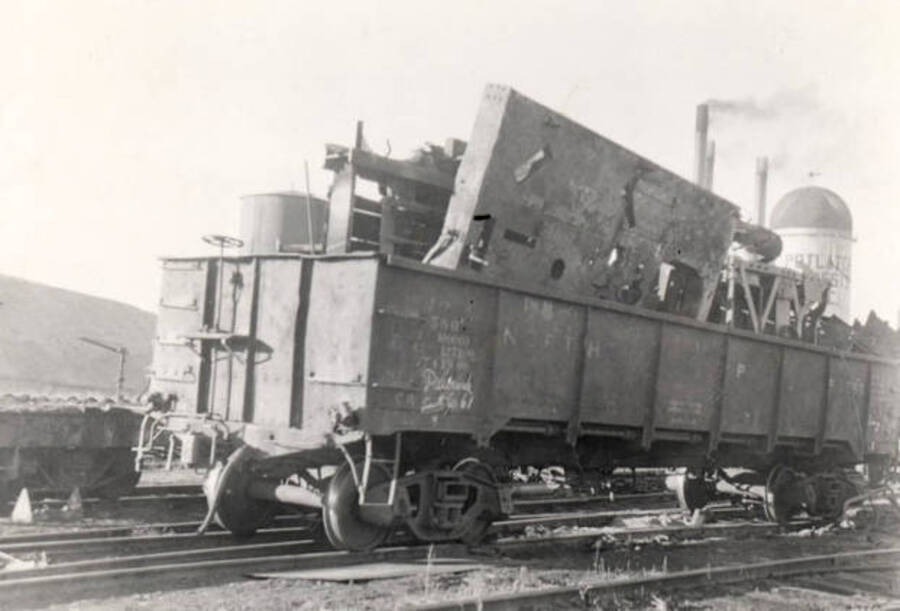 Views of the dismantling of a shay engine.