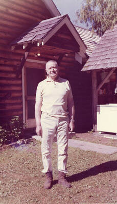 Senator Len Jordan at the land Board meeting on Boehl's butte.