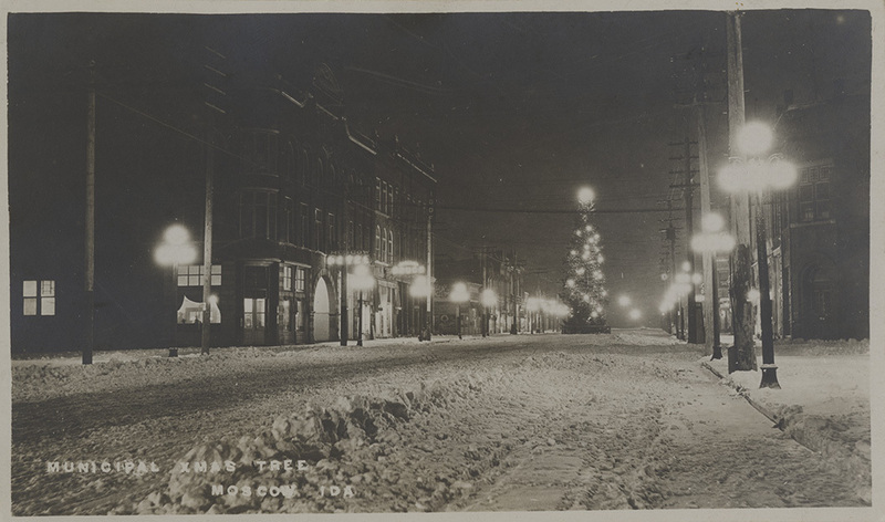 Postcard of the municipal Christmas tree on a snowy night in Moscow, Idaho.