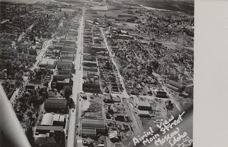 Aerial [sic] view, Main Street, Moscow, Idaho.