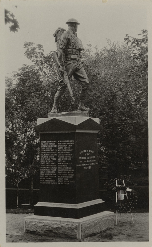 Postcard of a monument erected to the memory of the soldiers & sailors from Latah County, Idaho who gave their lives in the World War located in East City Park, Moscow, Idaho.