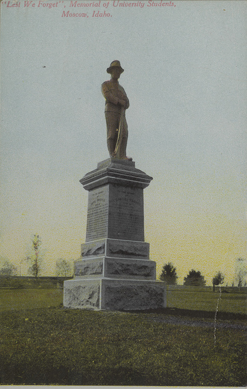 Postcard of a monument erected to the memory of the University of Idaho students who served in the Spanish-American War.