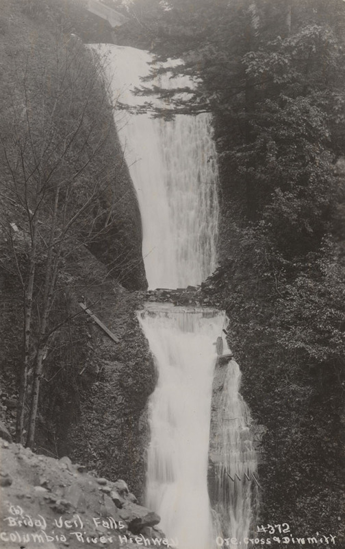 Postcard of Bridal Veil Falls in the Columbia River Valley, Oregon.