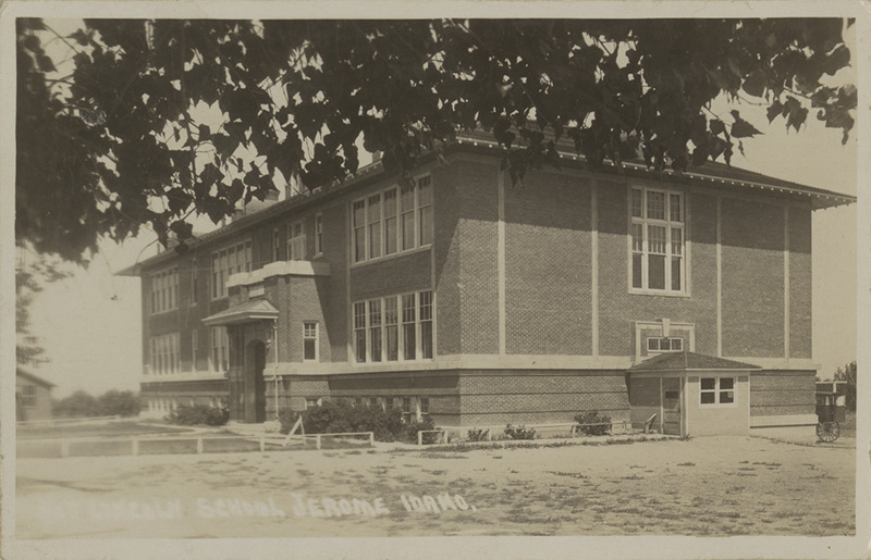 Postcard of a school building in Jerome, Idaho.