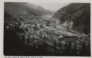 Postcard of Wallace, Idaho after the August 20, 1910 fire.