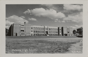 Postcard of the Moscow High School in Moscow, Idaho.