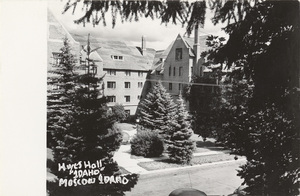 Postcard of Hayes Hall (now the Alumni Office) on the University of Idaho in Moscow, Idaho.