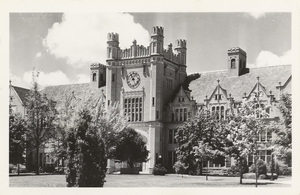 Postcard of the Administration building on the University of Idaho campus in Moscow, Idaho.