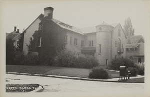 Postcard of the Kappa Alpha Theta house on the University of Idaho campus in Moscow, Idaho.