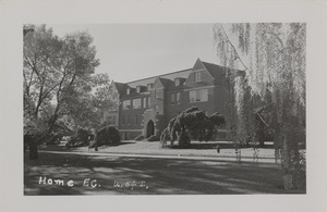 Postcard of the Home Economics building on the University of Idaho campus in Moscow, Idaho.