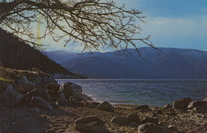 Postcard of Lake Chelan, near Chelan, Washington. Photograph taken by William Gilbaugh.