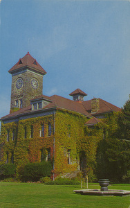 Postcard of the Polk County Courthouse in Dallas, Oregon.  | Polk County Courthouse, Dallas, Oregon. This fine old picturesque courthouse was built with native sandstone which was quarried in Polk County not far from Dallas. Completed in 1899, it stands as one of the historic landmarks in this bustling Oregon City.