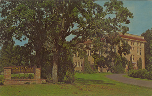 Postcard of the Wood-Mar Hall at George Fox University in Newberg, Oregon.  | Wood-Mar Hall, George Fox College, Newberg, Oregon. Built in 1912, his "Old Main" stands among modern buildings as an historic symbol of over seven decades of Quaker education.