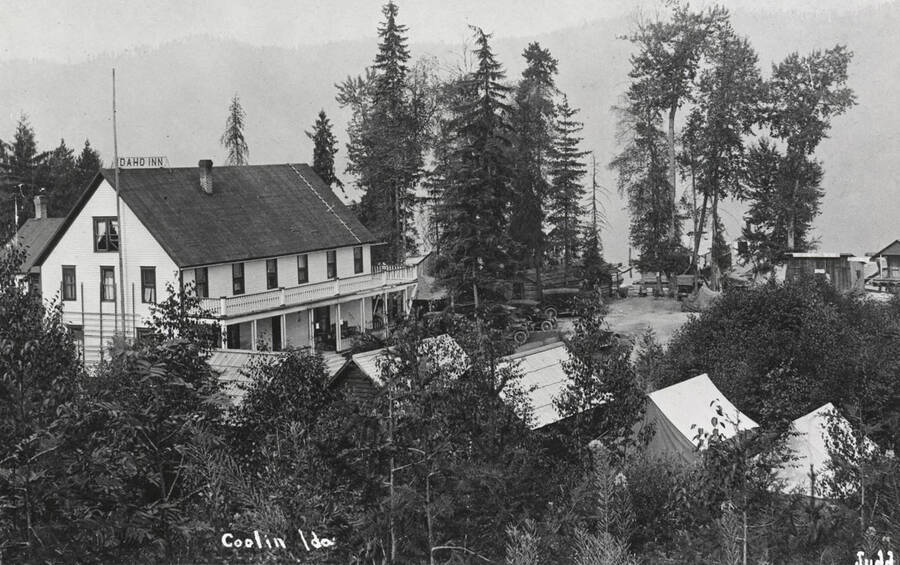 Birdseye view of the Idaho Inn in Coolin, Idaho. Donated by Harriet (Klein) Allen through Priest Lake Museum.