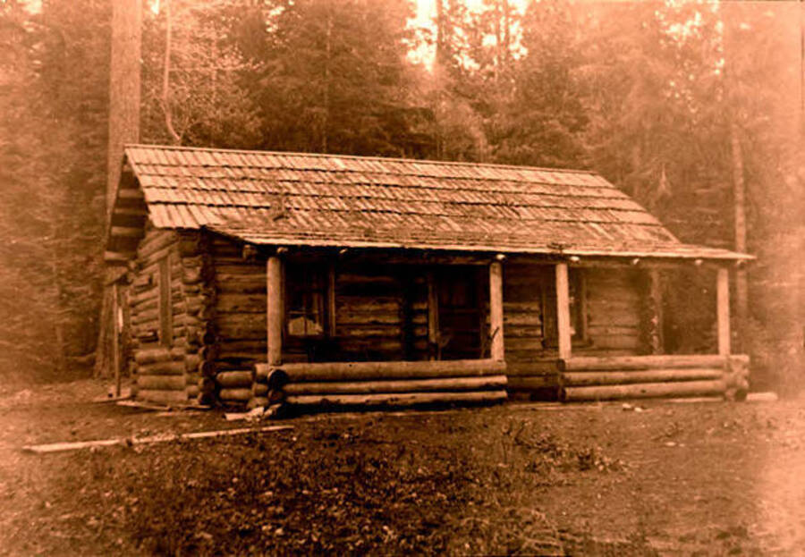 Exterior view of a cabin on Four Mile Island. Priest Lake, Idaho. Donated by Harriet (Klein) Allen via Priest Lake Museum.
