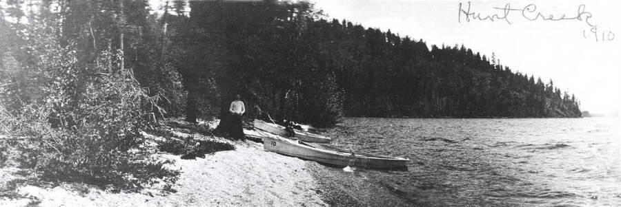 Bleecher and Peagram with two boats on the beach at Hunt Creek. Donated by Harriet (Klein) Allen through Priest Lake Museum.