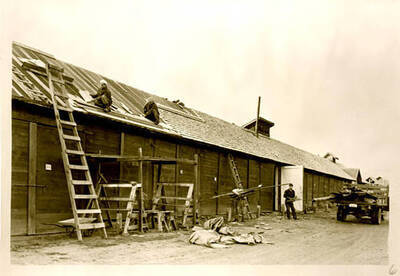 Italian internees (POWs?). Donated by Red Gasterneau through Priest Lake Museum.
