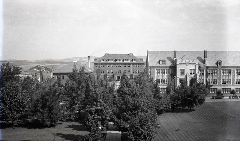 Morrill Hall (Center), Life Sciences South (Right), College of Art and Architecture (left).