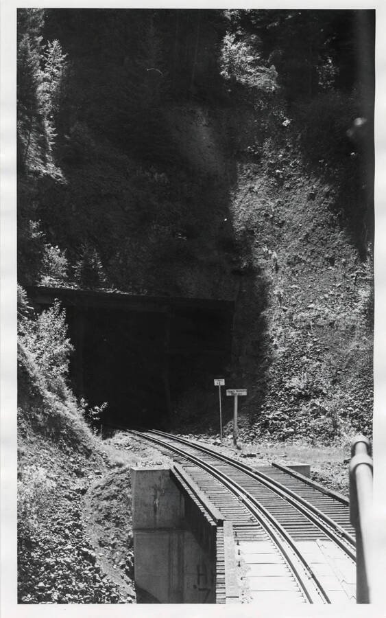Portal of the horseshoe Tunnel 1 where the Grangeville line turns back on itself deep in the Lapwai Canyon just above Nucrag.